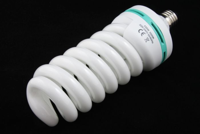 ŻARÓWKA LAMPA ŚWIATŁA STAŁEGO 125W = 600W 5500K + Kod producenta SB2573