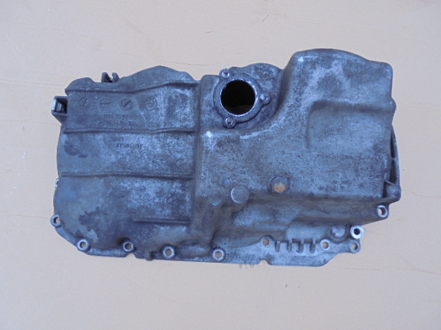 Піддон МАСЛЯНИЙ bmw e90 316d e81 e87 116d 7797969