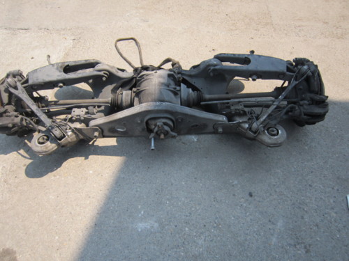 Zawieszenie tylne Mercedes E klasa W 211 2.7 CDI