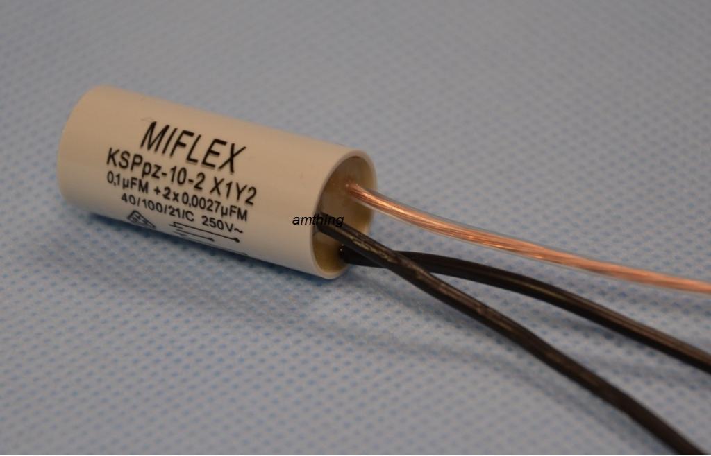 

Kondensator Miflex KSPpz-10-2 X1Y2 0,1uF 3 Wyjsc