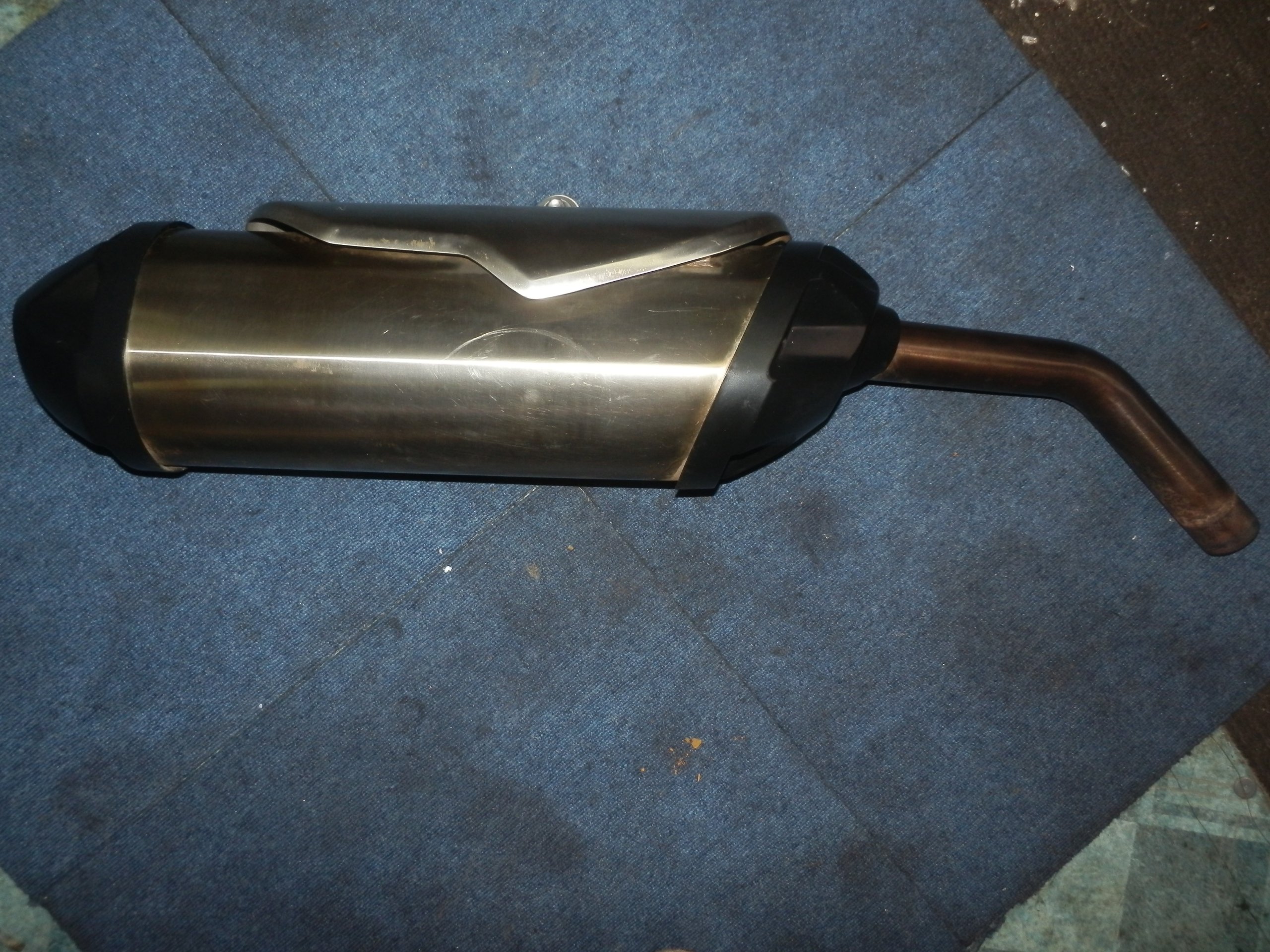 14332322 - Triumph TIGER 800 12 глушитель крышка супер стенд