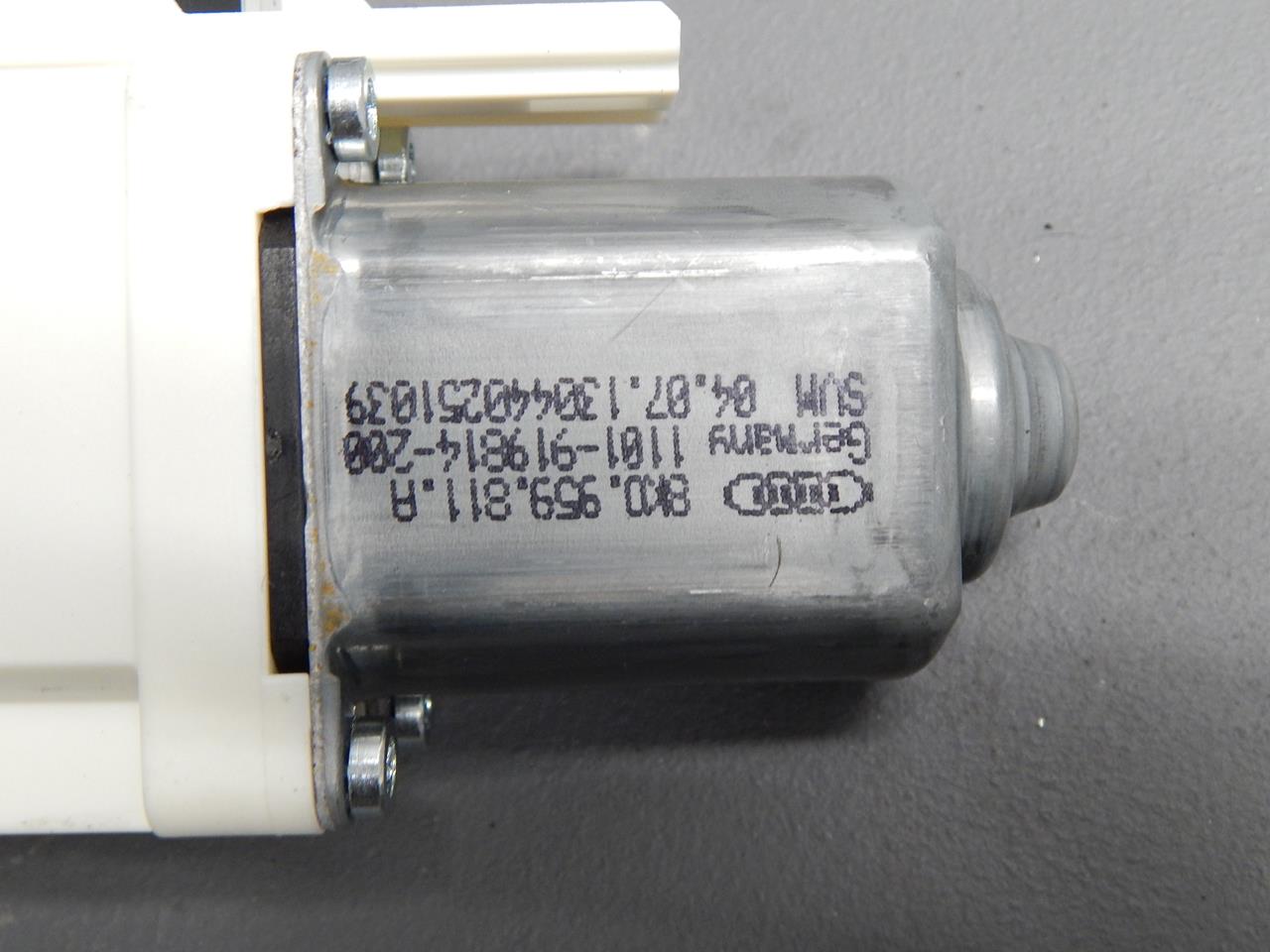 AUDI Q3 8U mechanism windows left rear part 8U0839461