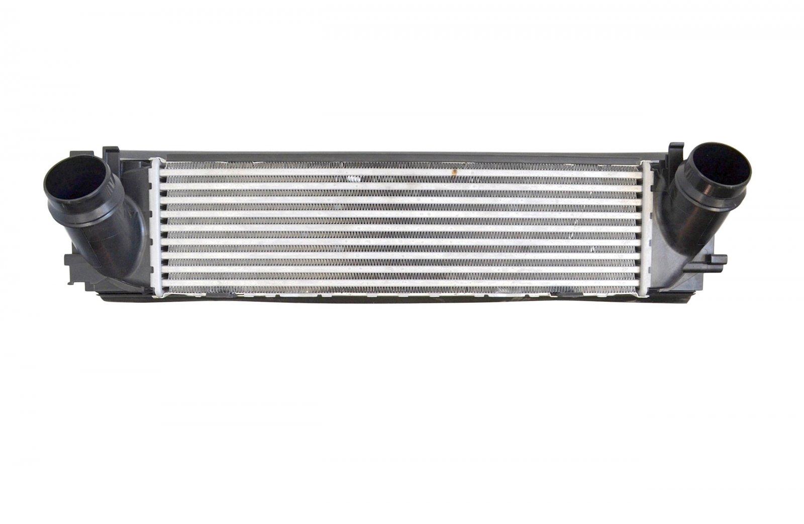 NOWA CHŁODNICA INTERCOOLER BMW 1 F20 F21 17517618809 7618809 10-