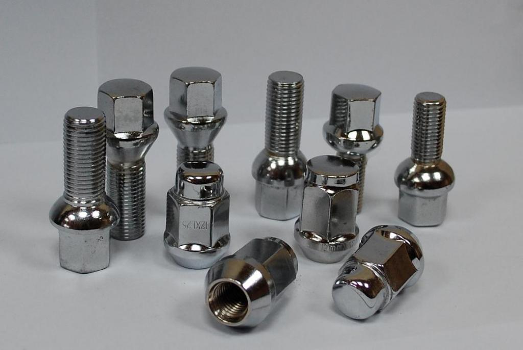 Śruby / nakrętki 12x1,5 12x1,25 14x1,5 OCYNKOWANE Kod producenta CARB1214