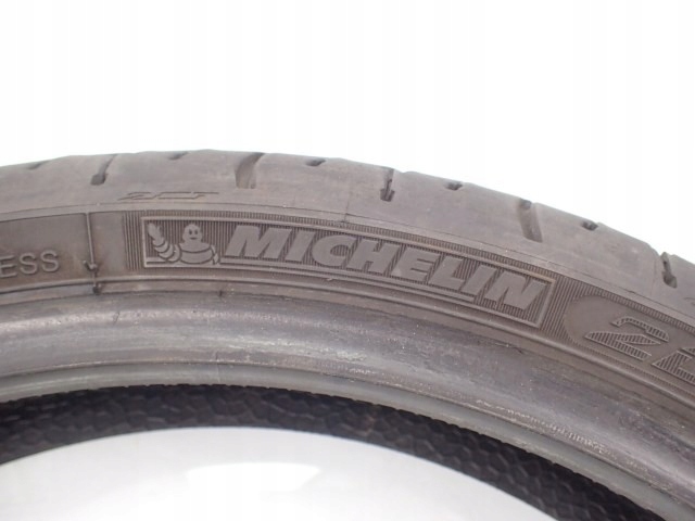 Michelin Pilot Road 4 120/60/17 2,7mm Opona 2015 Liczba opon w ofercie 1 szt.