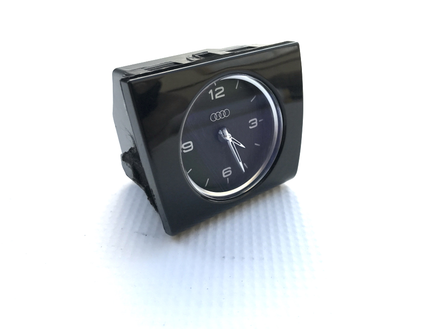 Часы доски приборной панели Audi OEh0919204g