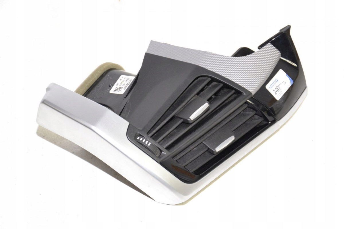 BMW X5 X6 решетка воздухозаборника левая 9270516