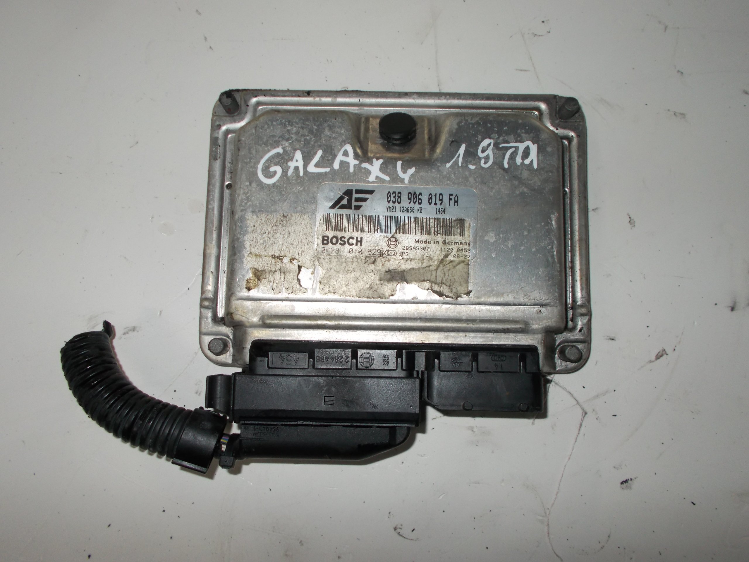 GALAXY SHARAN 1.9 TDI KOMPUER MOTOR 038906019FA