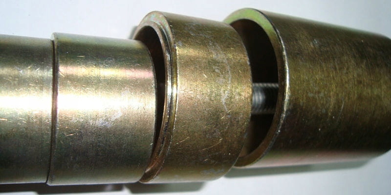 ŚCIĄGACZ TULEI PŁYWAJĄCYCH WAHACZA TYŁ VECTRA C Marka CE