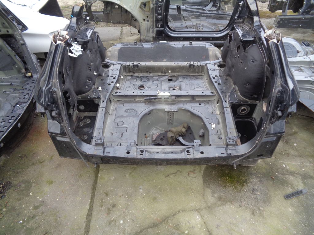 BMW 5 F11 УНИВЕРСАЛ CWIARTKI ЗАД. ПЕРЕДНЯЯ ПАНЕЛЬ ЗАДНИЙ КРЫЛЬЯ