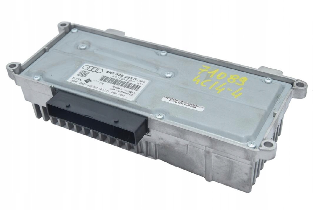 WZMACNIACZ AUDI 8R0035223G Marka Audi