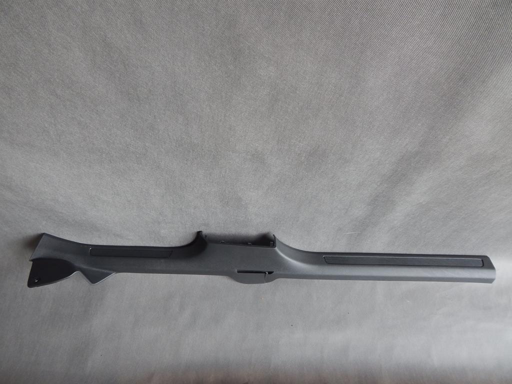 vw PASSAT B8 молдинг порога левый 3G0853371C