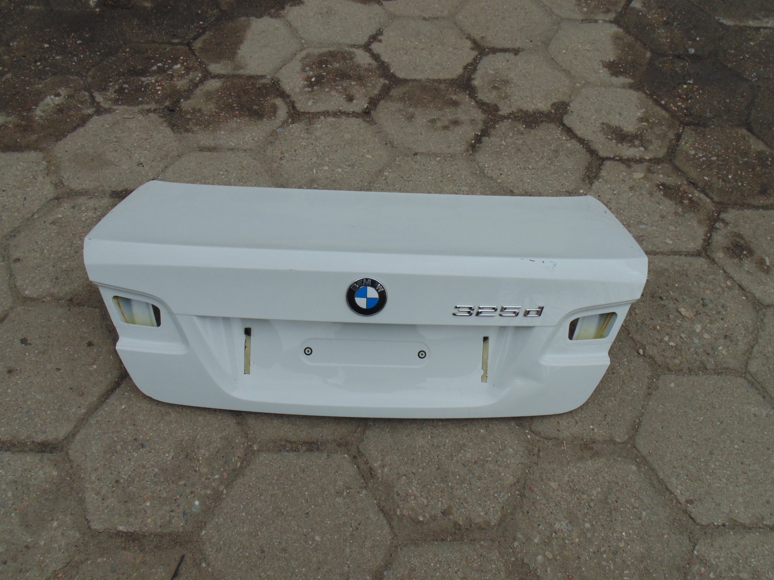 Klapa pokrywa bagaznika BMW 3 E92 BIAŁA