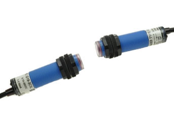 

Czujnik optyczny bariera G18-3C5PC (M18; Pnp 5m)