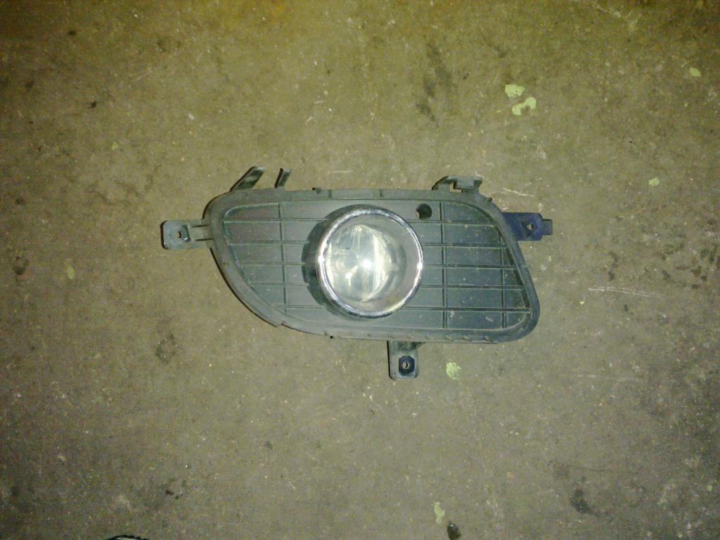 Фара протитуманна Mercedes-Бензин OE A4158202300