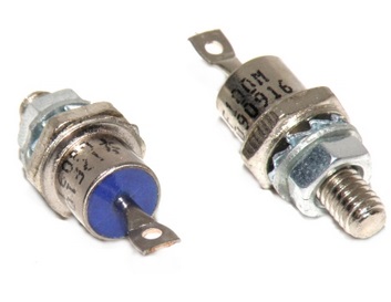 

Dioda Prostownicza 16A 1200V Wsp Anoda (3921)