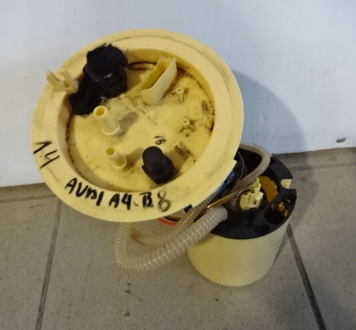 POMPA POMPKA PALIWA AUDI A4 B8