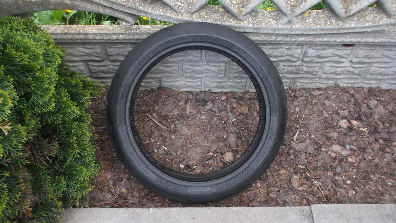 CONTINENTAL CONTIRACE ATTACK 120/70ZR17 58W (M10) Rok produkcji 2011