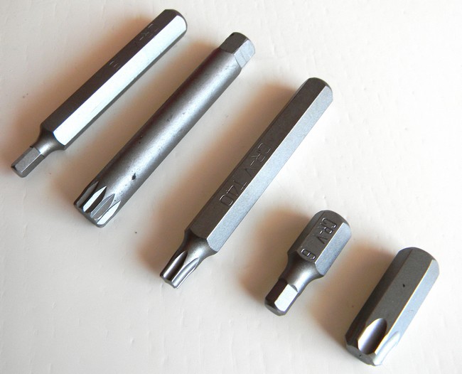 ZESTAW BITÓW KLUCZY IMBUS SPLINE TORX 40 el BITY Marka Falon-Tech