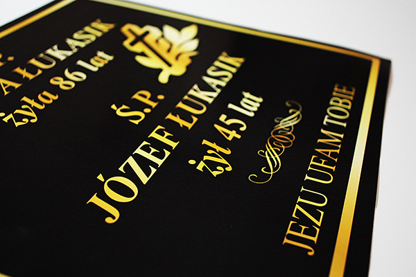 Tablica nagrobkowa tablica nagrobna 40x47cm tarcza Wysokość produktu 40 cm