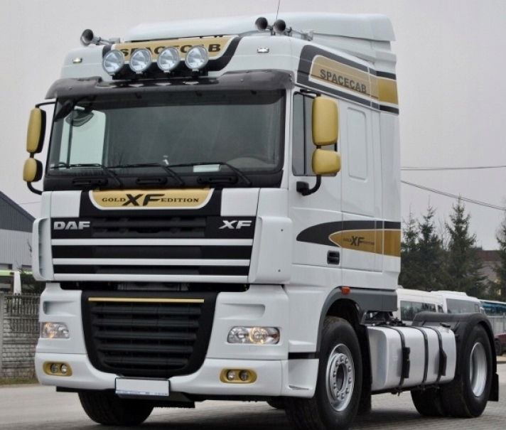 НАКЛЕЙКА DAF XF 105 95 GOLD EDITION