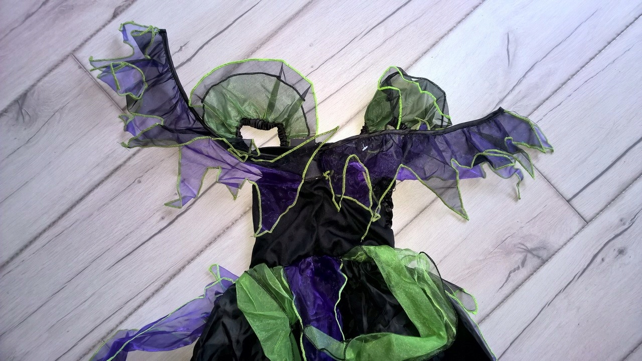 KOSTIUM strój 5-6 L CZAROWNICA WIEDZMA BABA JAGA Rozmiar 116