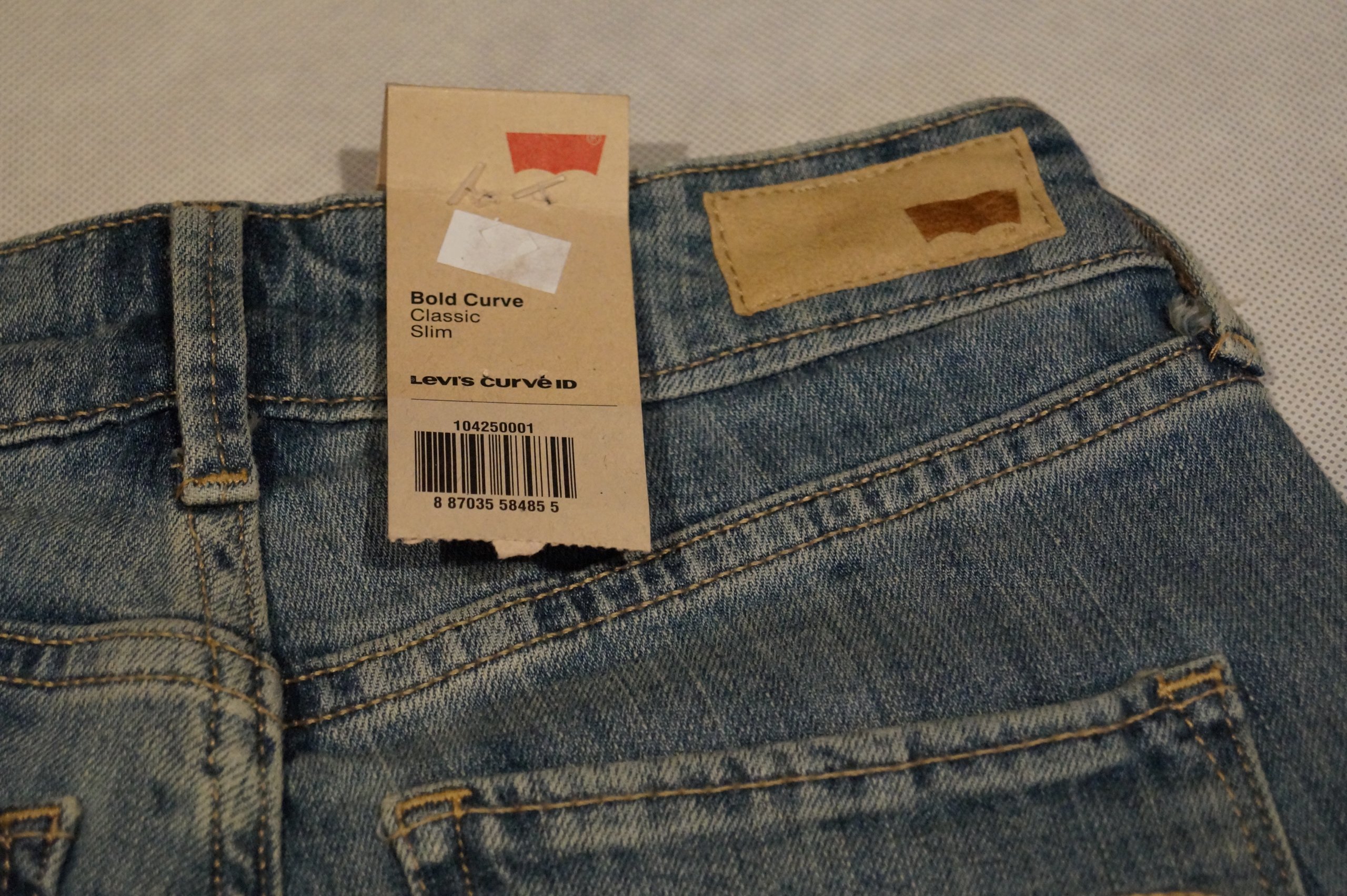 LEVI'S Spodnie Jeans Damskie NIEBIESKIE Roz 2 x 26 Długość nogawki długa