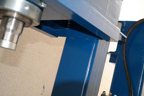 30T СВАРНАЯ ПОЛЬСКАЯ ПНЕВМАТИЧЕСКАЯ ГИДРАВЛИЧЕСКАЯ МАШИНА