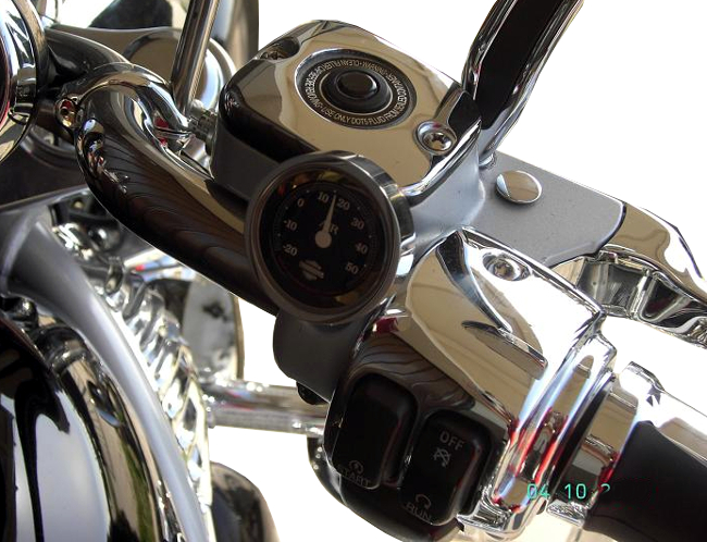 HARLEY DAVIDSON DYNA OBUDOWY PRZELACZNIKOW CHROM