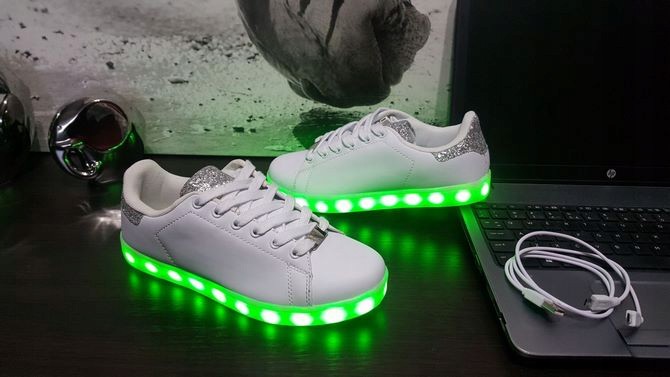 BUTY LED ŚWIECĄCE PODSWIETLANE SHUFFLE DANCE SIL38 Długość wkładki 25 cm