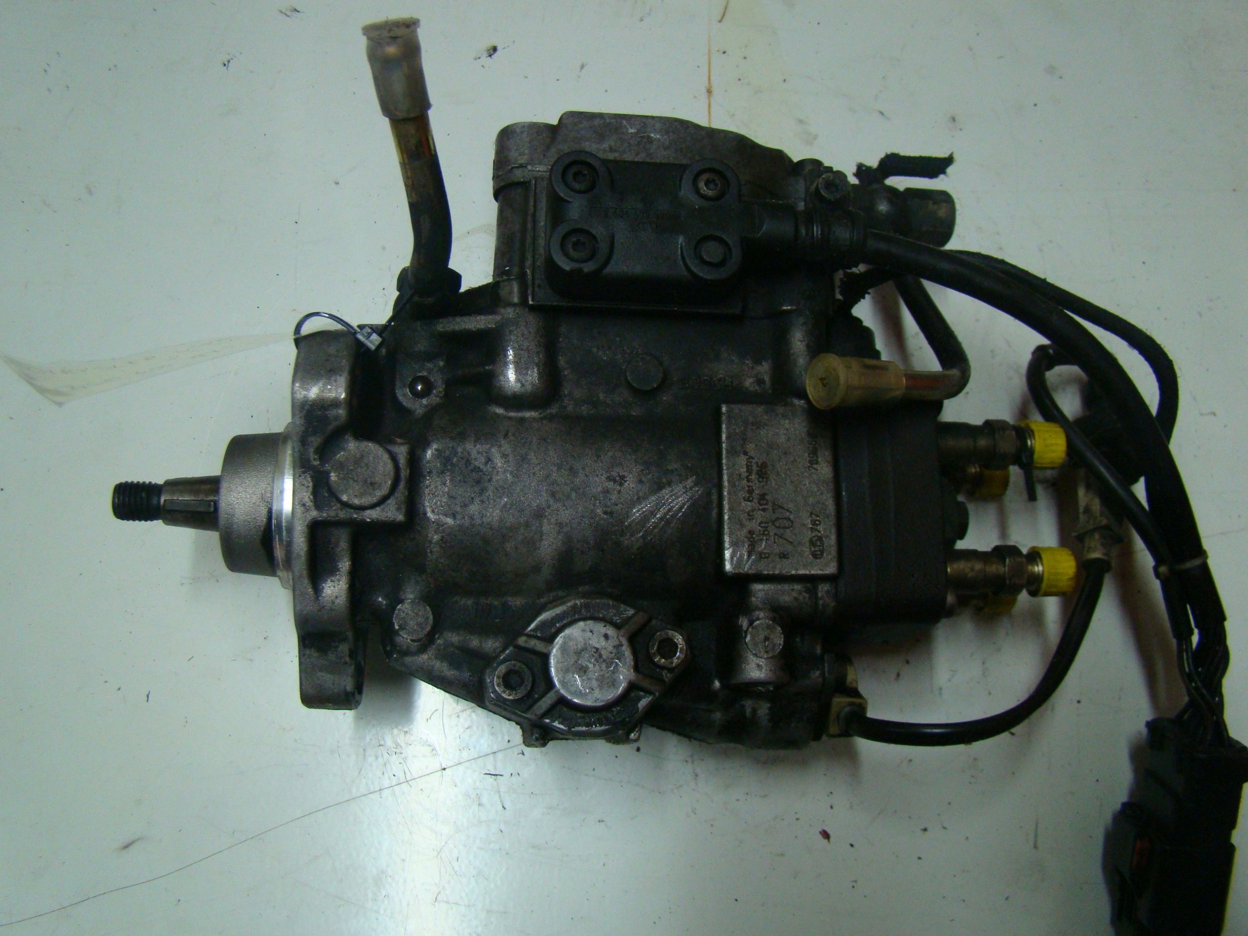 CHRYSLER VOYAGER 2.5 TD Топливный насос (ТНВД) 0460404975