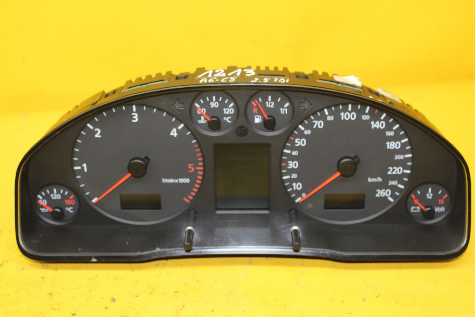 Приборная панель a6 c5. Приборная панель rs6 c5. 8d0920932f. 4b0920932kx.