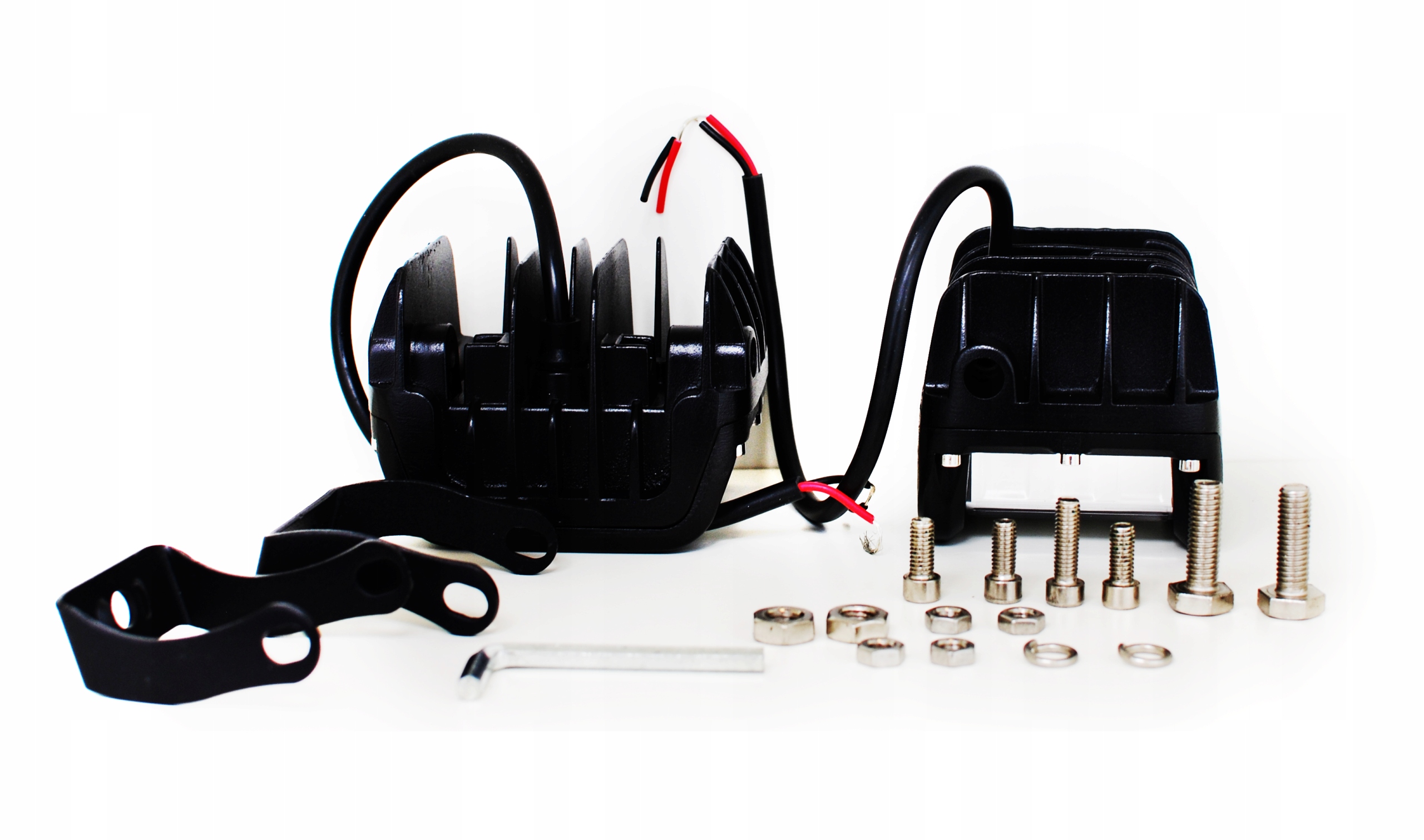 LAMPA ROBOCZA 9 LED SKUPIONE KOMPLET 45W CREE HIT Car type Passenger cars Cargo vans Trucks Buses Undefined