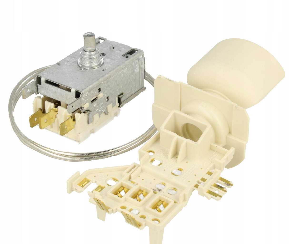 

Termostat Whirlpool A130584 700mm 481228238084