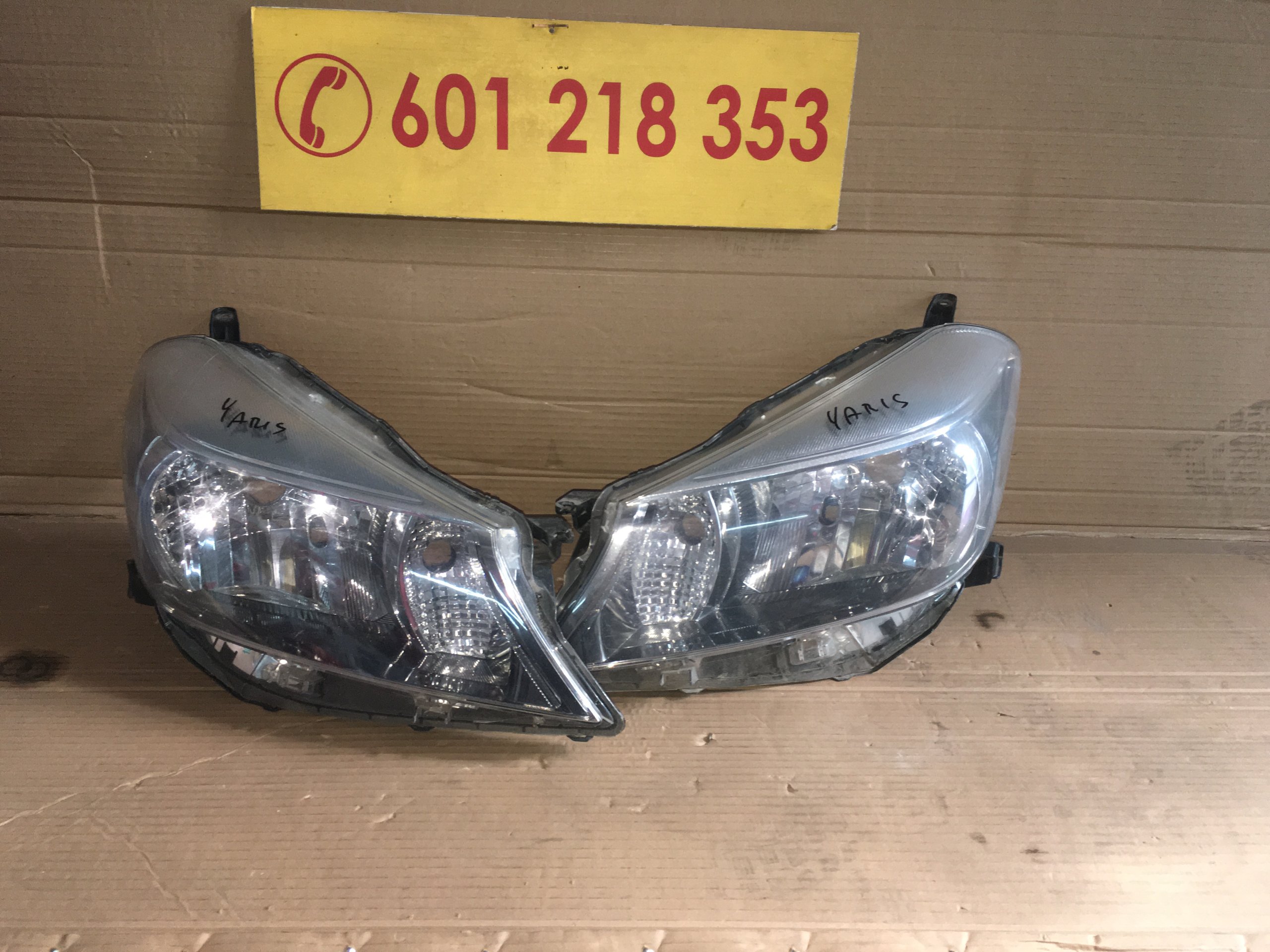 Toyota Yaris Iii Reflektor Lampa Za Z Z Klaudyn Allegro Pl