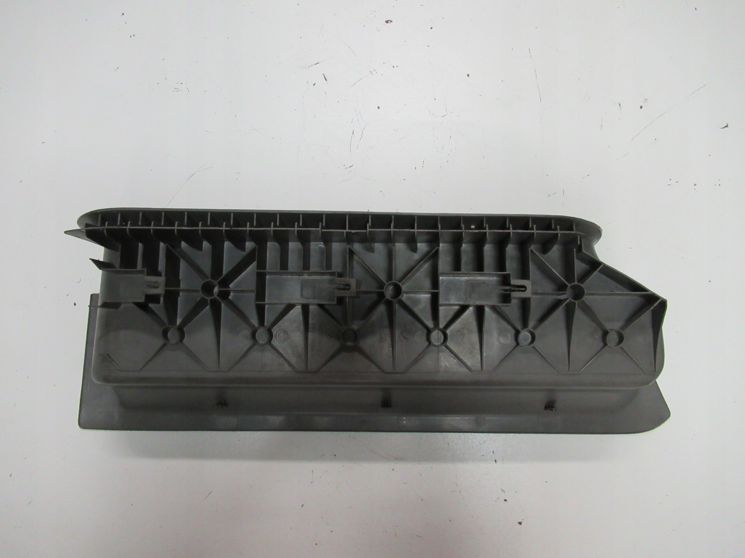STOPIEN pravý spolujezdce VW T4 701863736B
