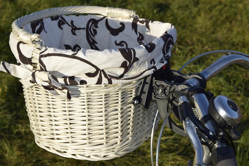 Prútený košík na BIKE klipsy BIELA ​​+ podšívka Biela farba