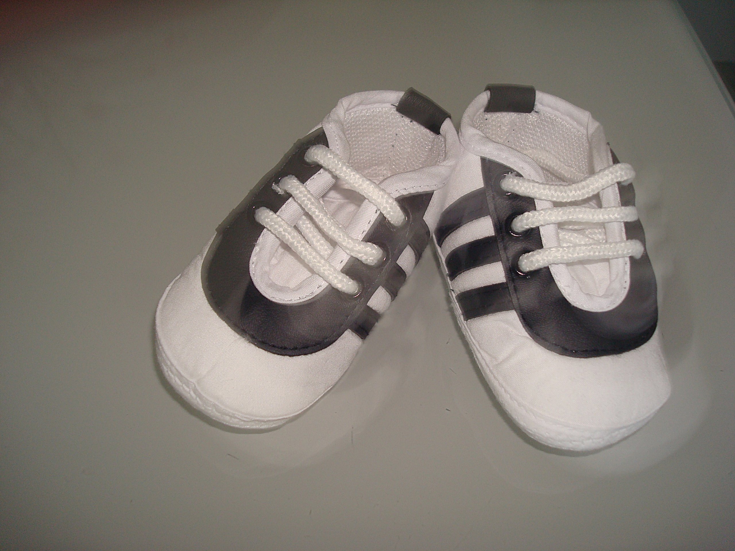 ŚLICZNE BUCIKI na chrzest do chrztu r.10 inne Rozmiar 10 cm