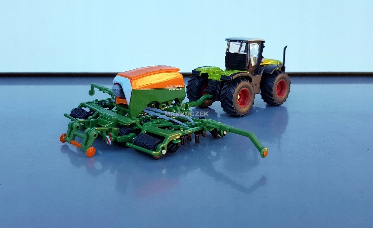 Siku Farmer 1826 - Traktor mit Sämaschine - 1:87