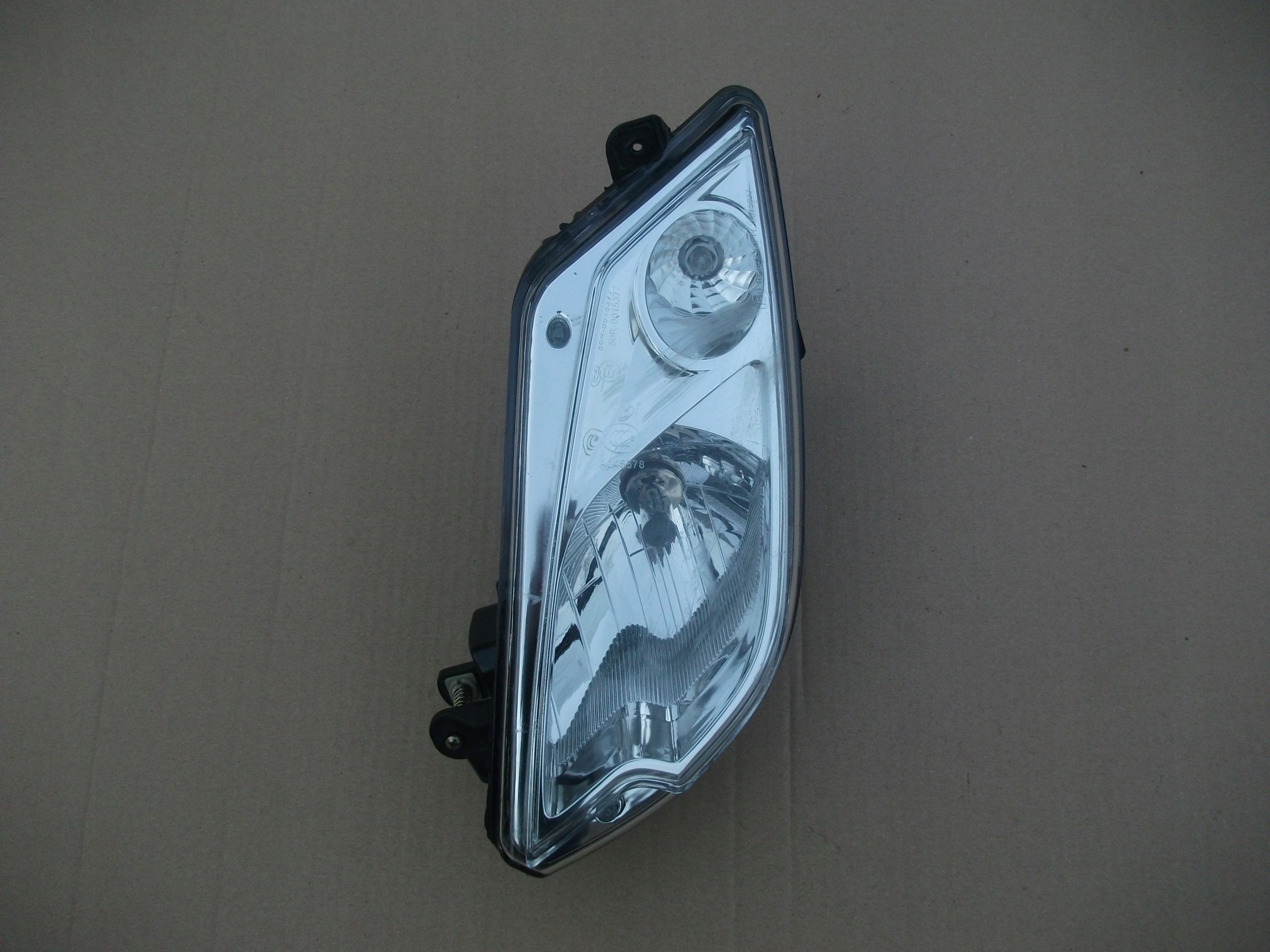 PEUGEOT CITYSTAR 125 LAMPA PRZÓD REFLEKTOR LEWY