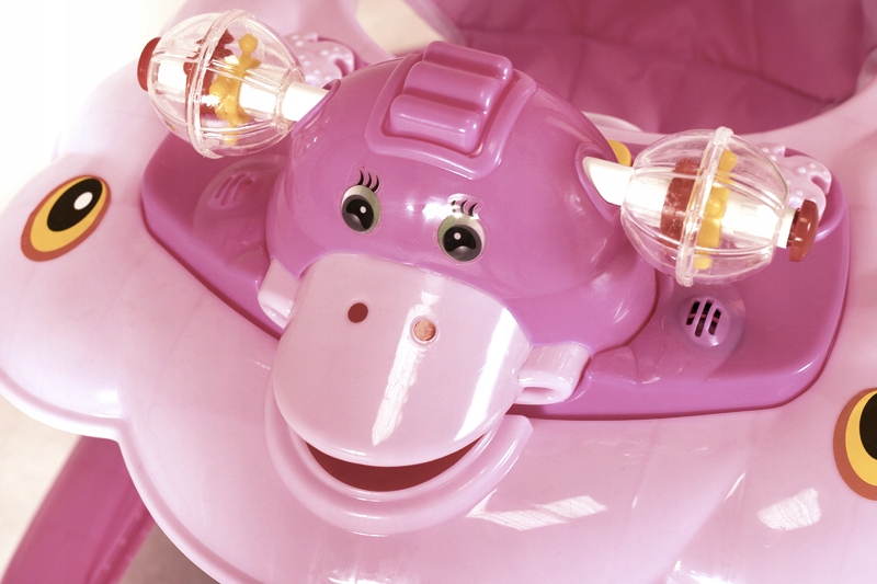 INTERAKTYWNY CHODZIK DLA DZIECI KACZUSZKA 3 KOLORY Stan opakowania oryginalne