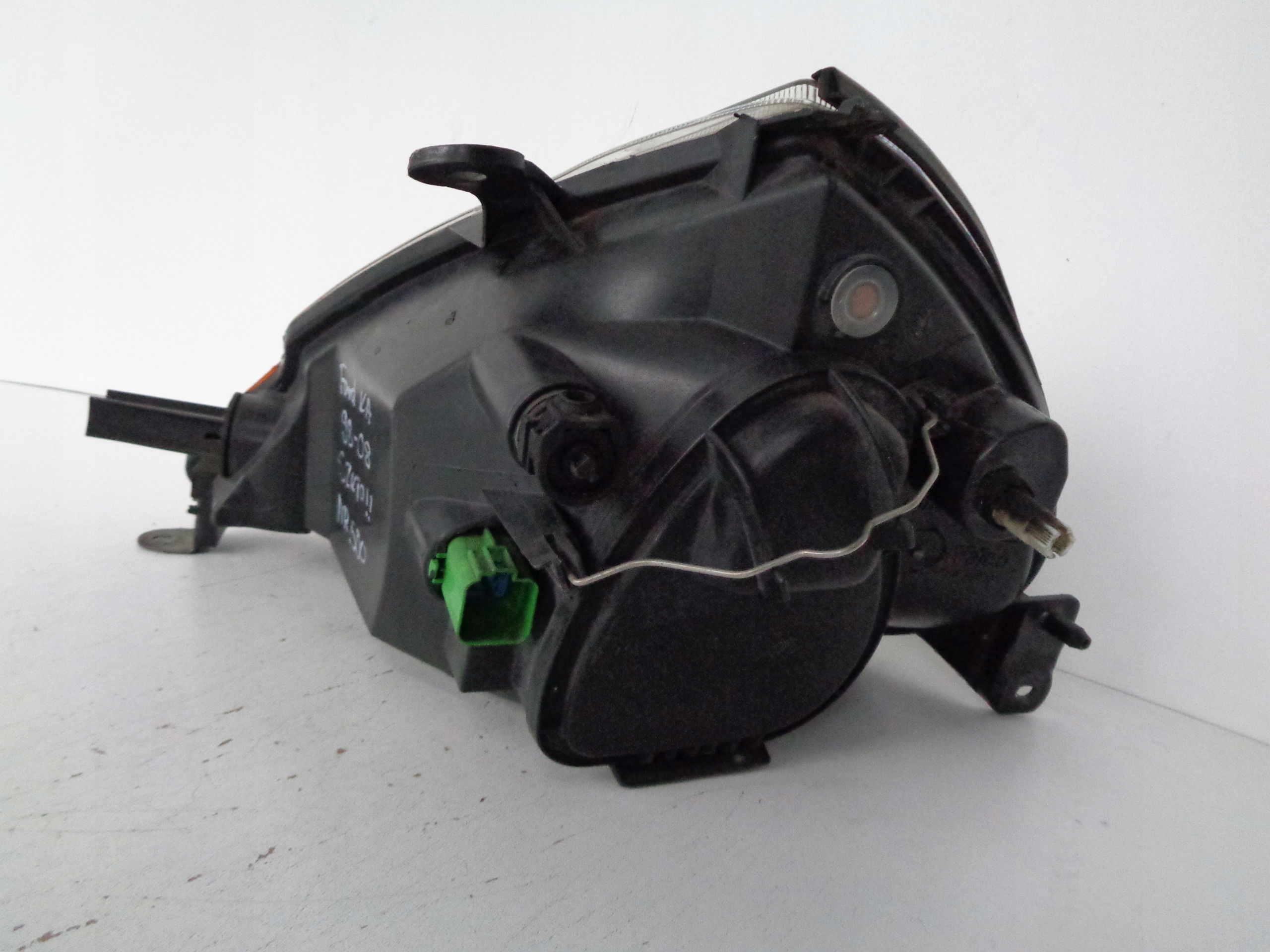 far desna REFLEKTOR FORD KA 98