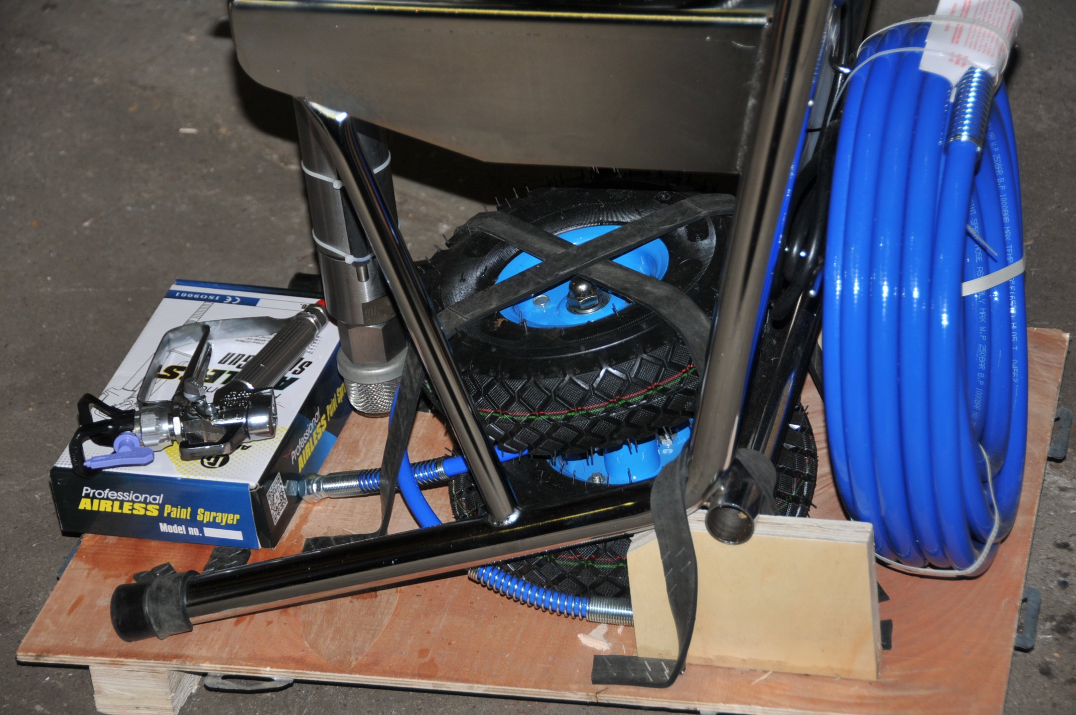 NOWY Agregat malarski SHP 4300H 7L-2500W.GŁADZIE-EPOKSY Długość węża 15 m