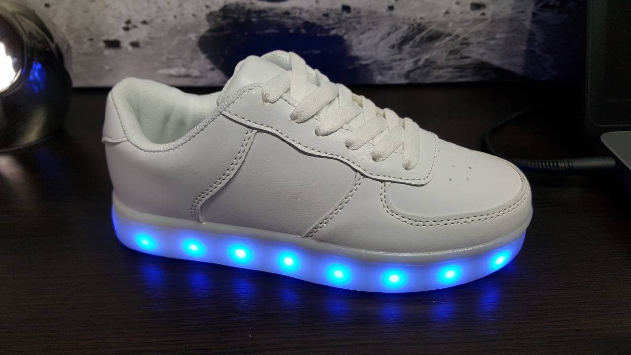 BUTY LED BIAŁE ŚWIECĄCE SHUFFLE DANCE HIT 2018 R31 Kolor biały wielokolorowy