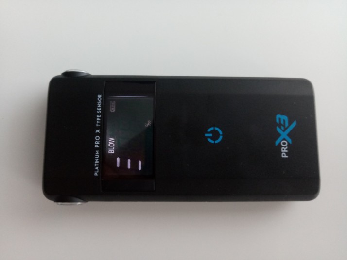 Alkomat elektrochemiczny PRO X 3 Selfie Brand AlcoFind