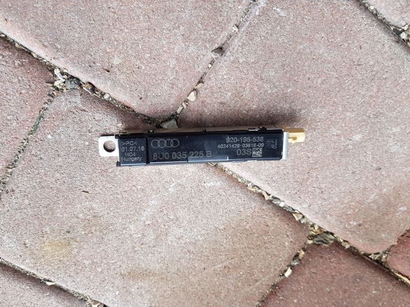 verstärker antenne antena Audi Q3 2017 8U0035225B