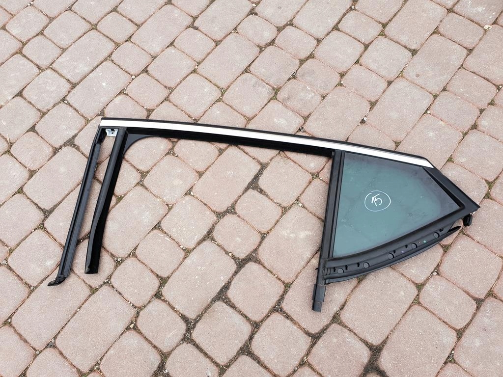 Zgarniacz szyba tyl tylna Opel Astra K V 2015r