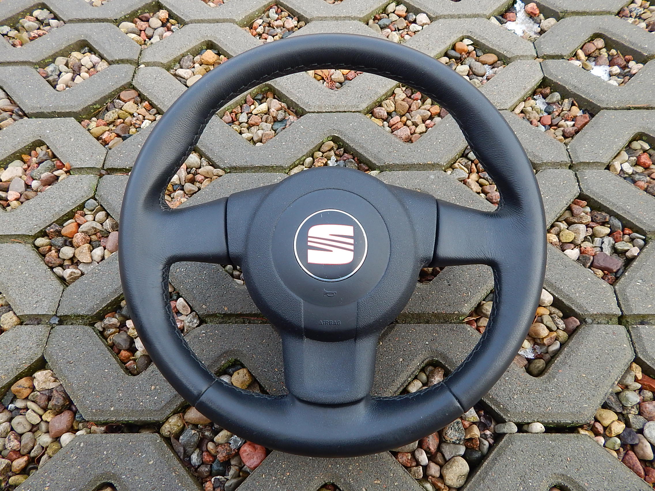 Seat Leon II Altea-рульове колесо + подушка