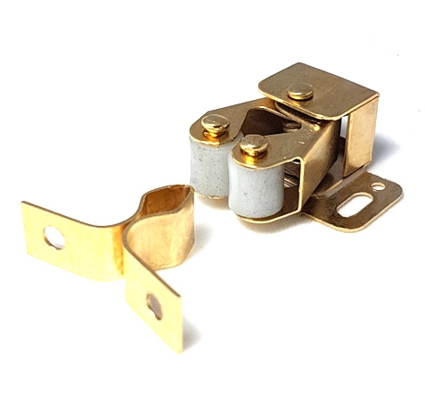 

Zatrzask Meblowy Rolkowy Zamek Wciskany Mocny