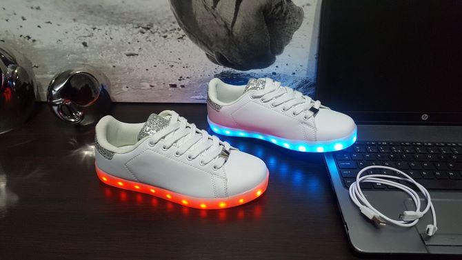 BUTY LED ŚWIECĄCE PODSWIETLANE SHUFFLE DANCE SIL38 Marka inna